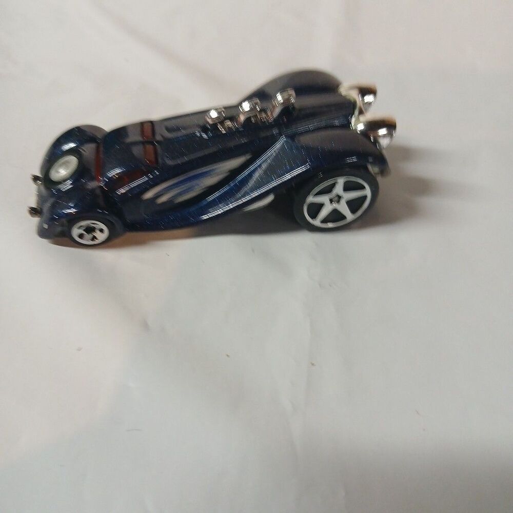 Grand Illusion Dark Blue Shimmer Diecast Loose Hot Wheels Toy Car Mattel 2003